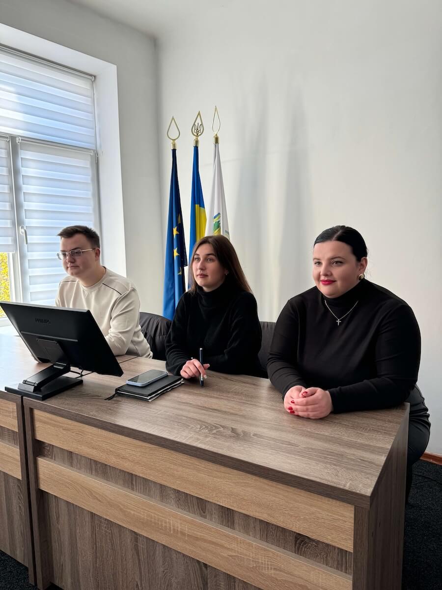 Vybory novoyi holovy SNT3 2